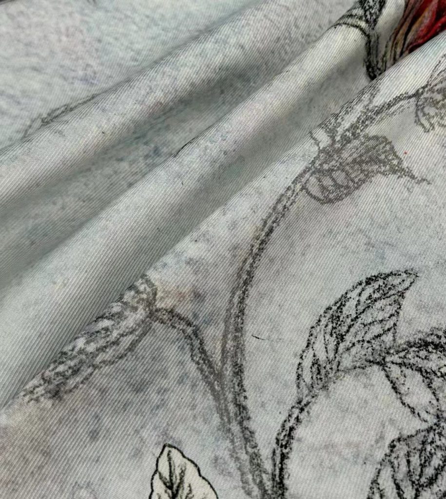 Hangzhou Kangman Textile Co., Ltd.30MM Twill Printed Silk Fabric