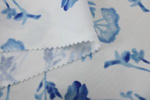 Single Sided Printed Lotus Pattern Fabric for Usual Wear